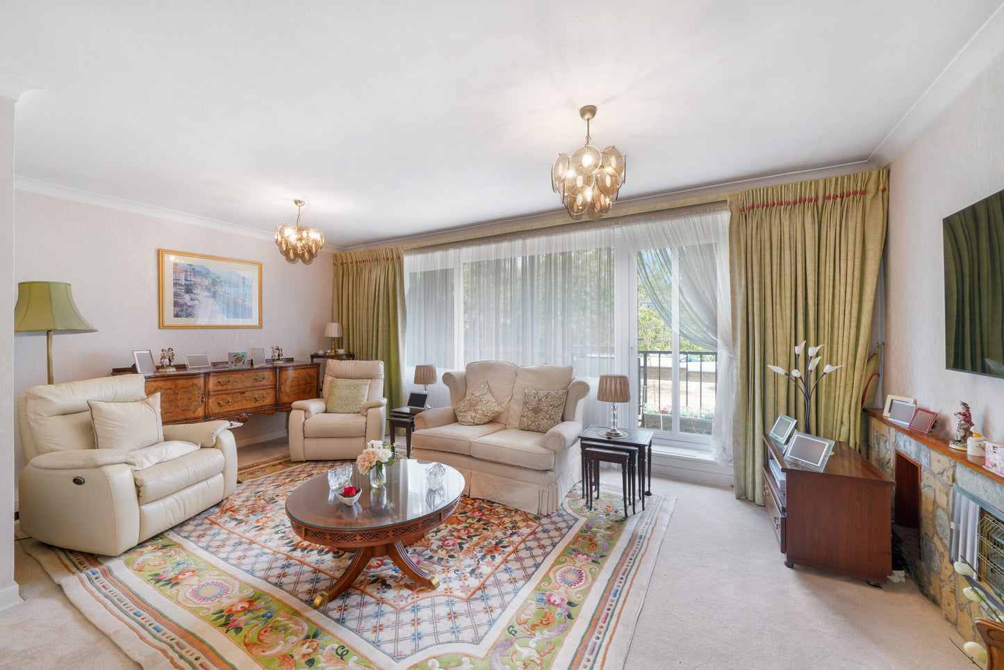 Real Estate Photo Editing - Furniture Removal