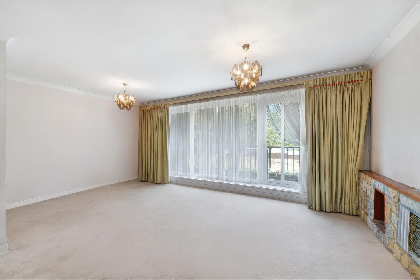 Immobilien-Fotobearbeitung - Entfernung großer Objekte