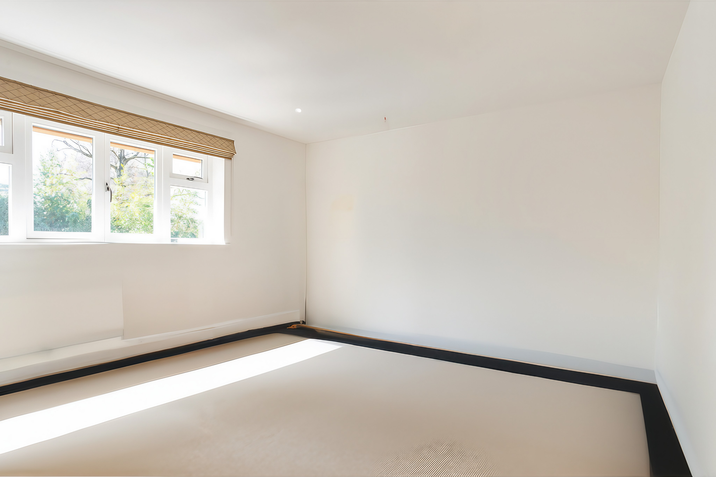 Real Estate Photo Editing - Furniture Removal