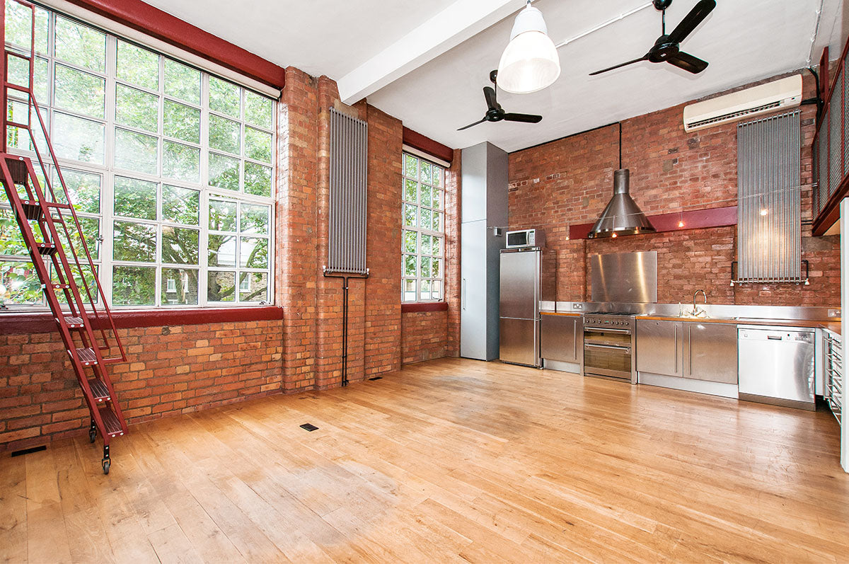 Virtual Staging: Signature